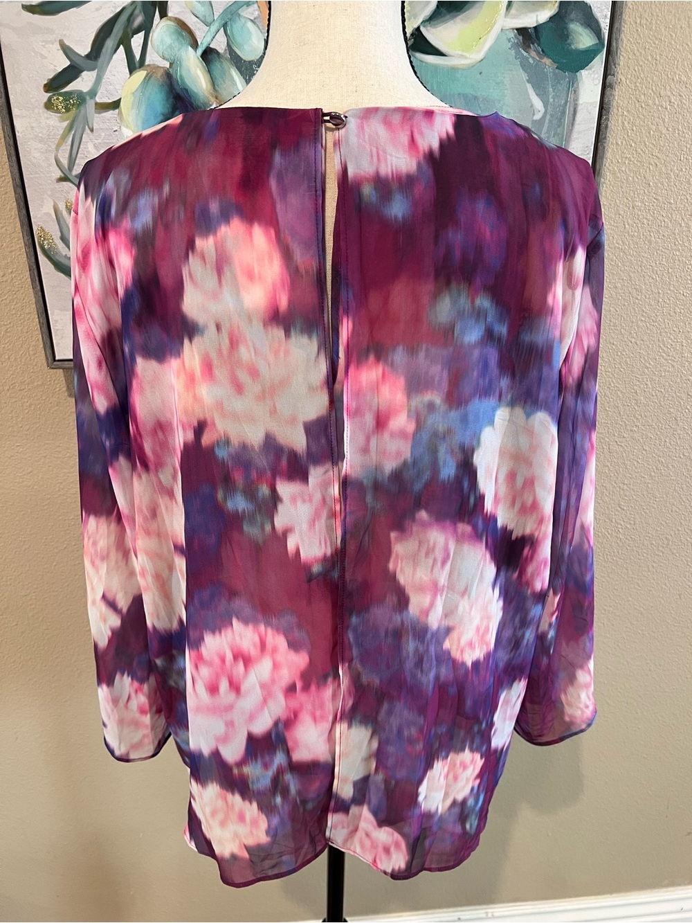 Jennifer Lopez Purple & Pink Floral V-Neck Tunic - Picture 5 of 8